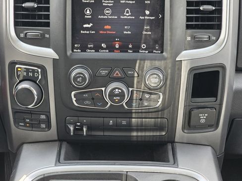 Used 2022 RAM 1500 Classic SLT w/ Electronics Group image 34