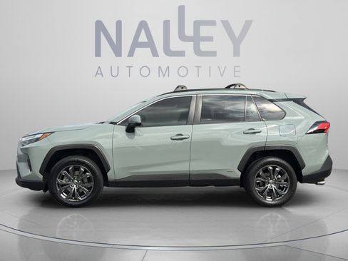 Used 2022 Toyota RAV4 XLE Premium AWD/4WD image 2