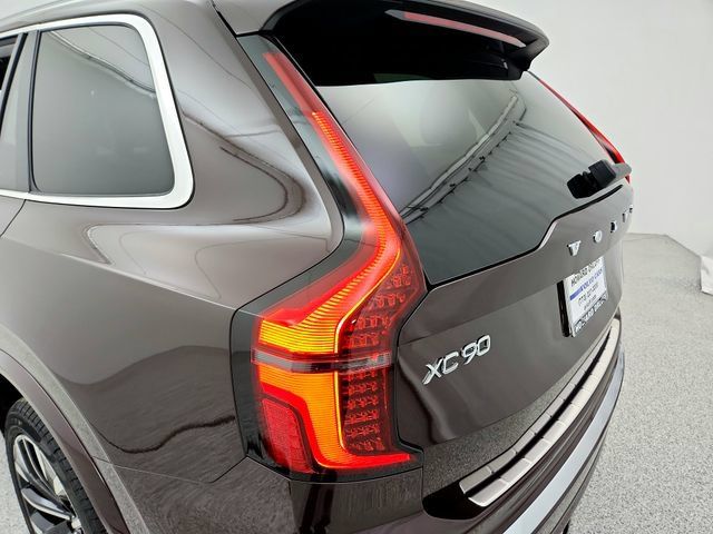 New 2026 Volvo XC90 T8 Ultra w/ Protection Package Premier AWD/4WD image 15