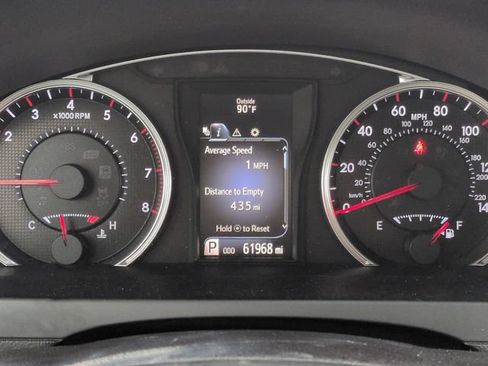 Used 2016 Toyota Camry SE FWD image 24