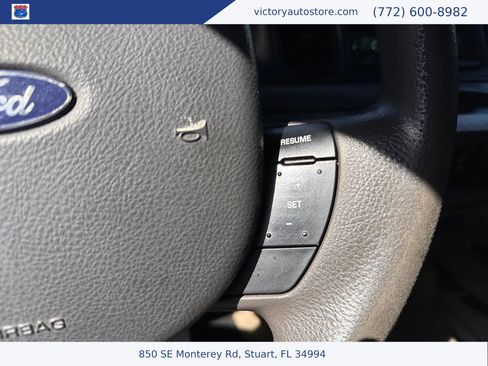 Used 2006 Ford Crown Victoria Police Interceptor image 23