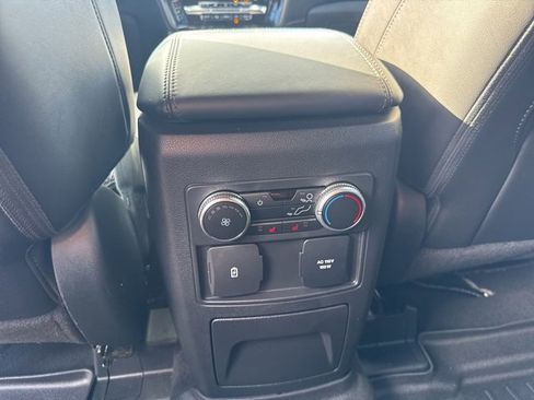 Used 2023 Ford Explorer Platinum w/ Class IV Trailer Tow Package image 14