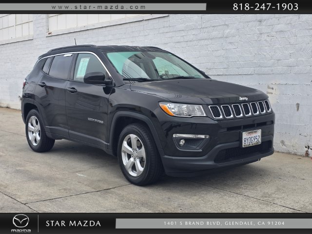 Used 2018 Jeep Compass Latitude w/ Popular Equipment Group FWD image 1