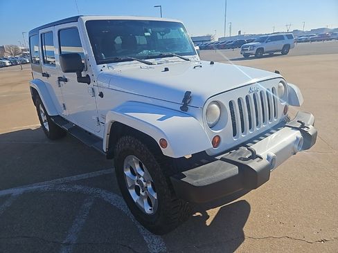 Used 2013 Jeep Wrangler Unlimited Sahara w/ Connectivity Group image 2