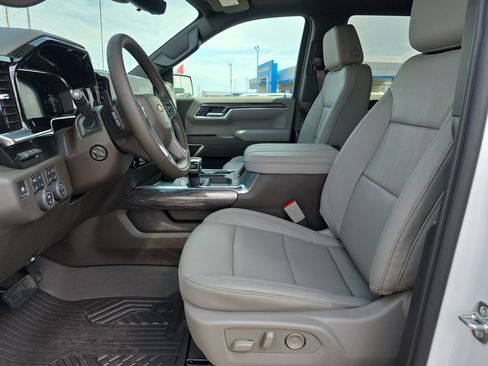 New 2026 Chevrolet Silverado 1500 LTZ w/ Technology Package AWD/4WD image 10