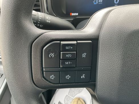 New 2026 Ford F250 XLT w/ XLT Premium Package AWD/4WD image 18