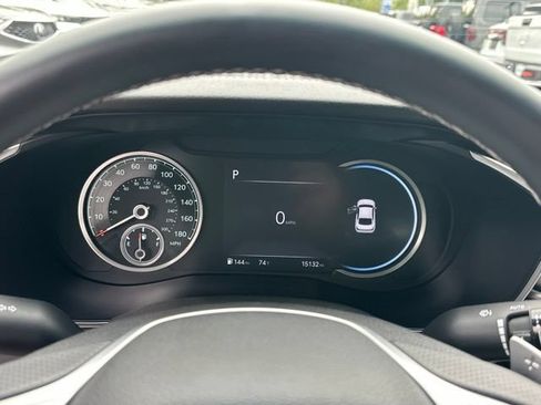 Used 2025 Genesis G70 3.3T Advanced AWD/4WD image 10