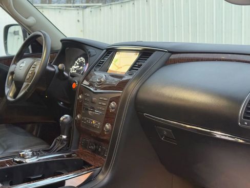 Used 2020 Nissan Armada SL w/ Premium Package image 22
