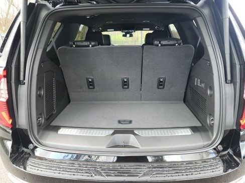 New 2026 GMC Yukon Denali image 12