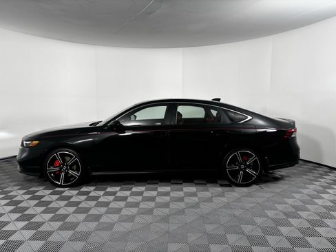 Used 2024 Honda Accord Sport image 17