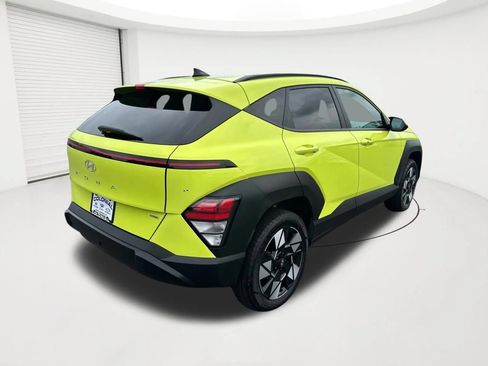 Certified 2025 Hyundai Kona SEL AWD/4WD image 5