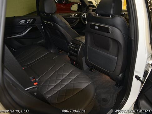 Used 2025 BMW X5 xDrive40i w/ M Sport Package AWD/4WD image 24