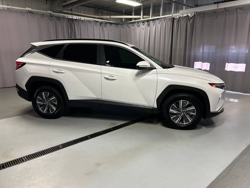 Used 2022 Hyundai Tucson Blue AWD/4WD image 8