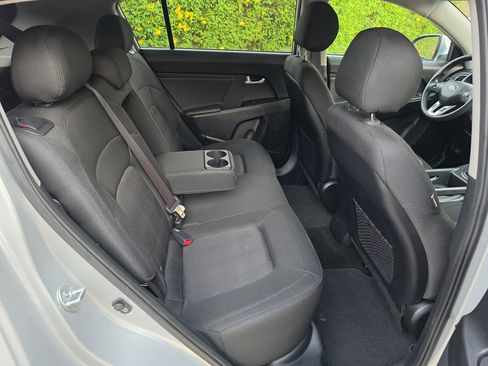 Used 2013 Kia Sportage LX image 29