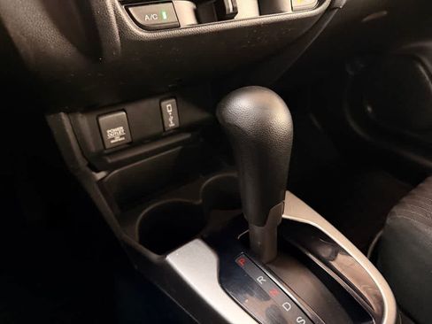 Used 2019 Honda Fit EX image 18