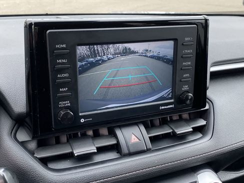 Used 2021 Toyota RAV4 LE image 36