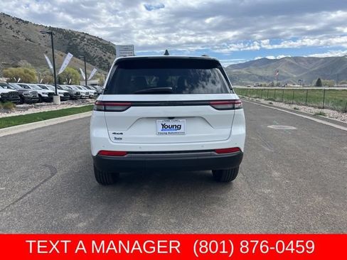 New 2026 Jeep Grand Cherokee Altitude AWD/4WD image 5