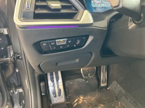 Used 2019 BMW 330i Sedan w/ M Sport Package image 39