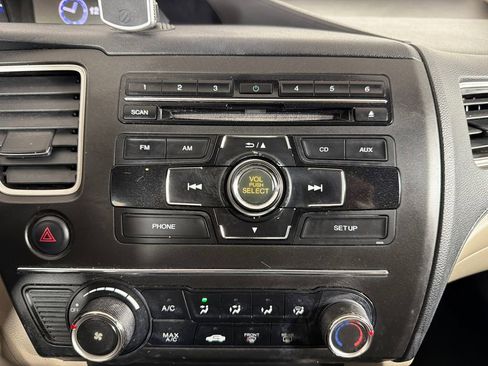 Used 2014 Honda Civic LX image 29