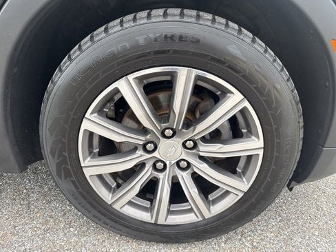 Used 2019 Cadillac XT4 Sport image 9