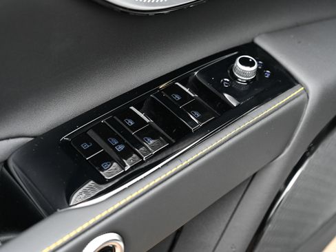 New 2026 Maserati Grecale Modena image 15