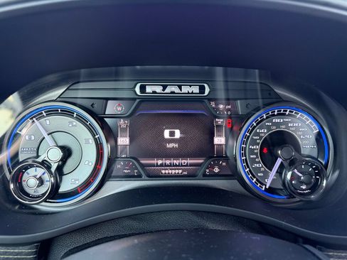 Used 2020 RAM 3500 Limited AWD/4WD image 27