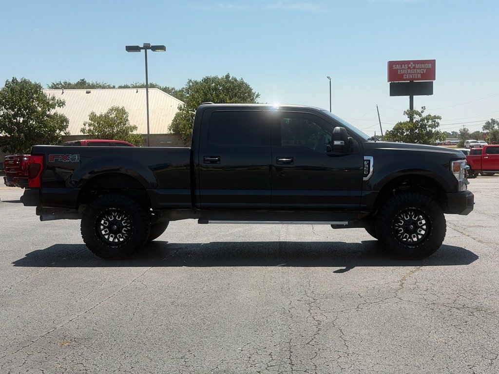 Used 2022 Ford F350 Lariat w/ FX4 Off-Road Package AWD/4WD image 4