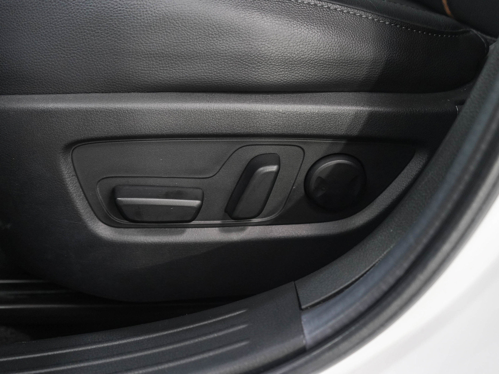 Used 2024 MAZDA CX-50 AWD 2.5 S w/ Premium Plus Pkg image 29