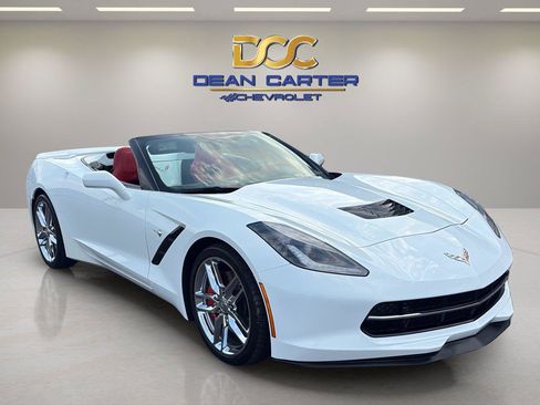 Used 2018 Chevrolet Corvette Stingray Convertible RWD image 7