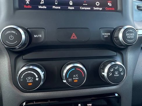 Used 2021 RAM 1500 Big Horn RWD image 9