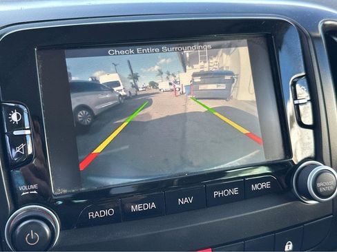 Used 2015 FIAT 500L Trekking image 6