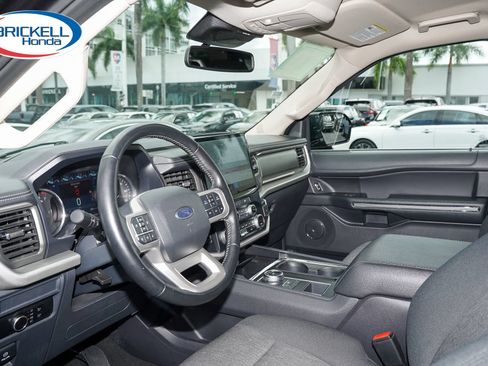 Used 2024 Ford Expedition Max XLT RWD image 17