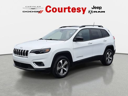 Certified 2022 Jeep Cherokee Limited AWD/4WD image 8