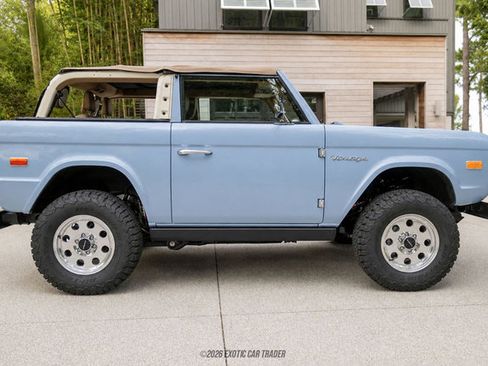 Used 2025 Ford Bronco Badlands AWD/4WD image 9