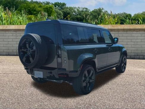 New 2026 Land Rover Defender 110 X-Dynamic SE AWD/4WD image 4