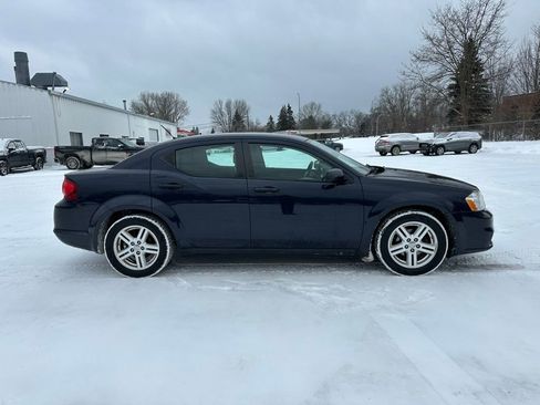 Used 2012 Dodge Avenger SXT image 7