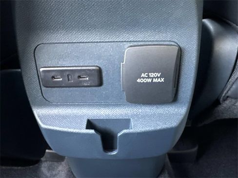 New 2026 Ford Maverick Lariat w/ Black Appearance Package image 15