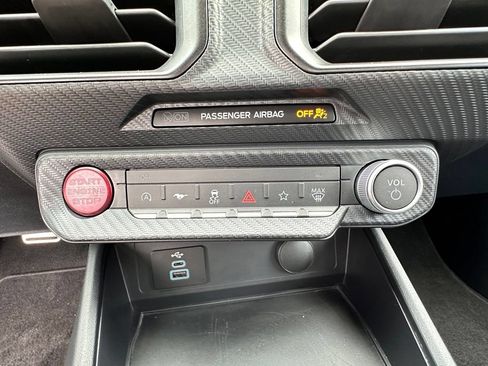 Used 2024 Ford Mustang GT RWD image 27
