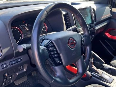 Used 2022 Nissan Frontier PRO-4X AWD/4WD image 13