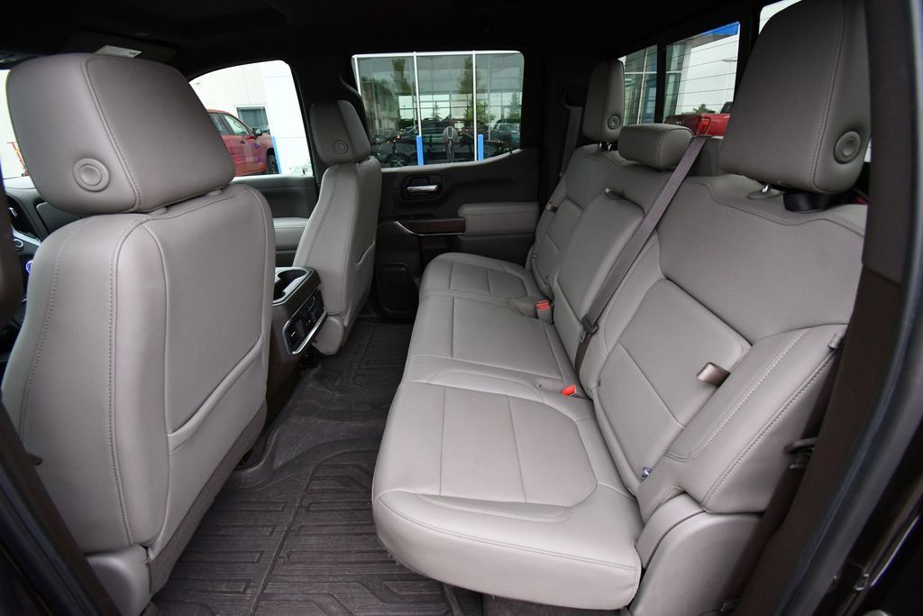 Used 2020 GMC Sierra 1500 SLT w/ SLT Premium Plus Package AWD/4WD image 18