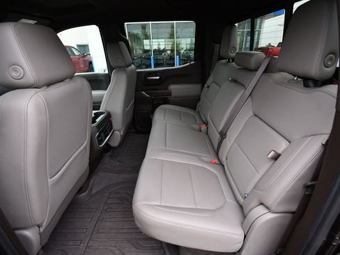 Used 2020 GMC Sierra 1500 SLT w/ SLT Premium Plus Package AWD/4WD image 18