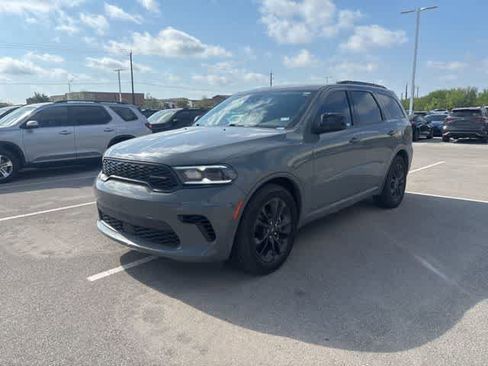 Used 2023 Dodge Durango GT image 1