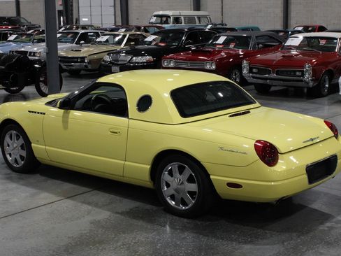 Used 2002 Ford Thunderbird RWD image 32