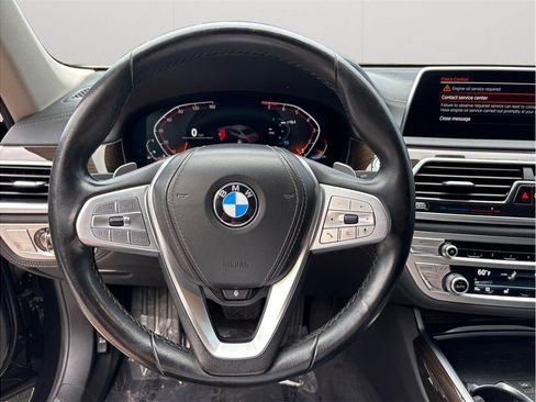 Used 2021 BMW 740i xDrive AWD/4WD image 26