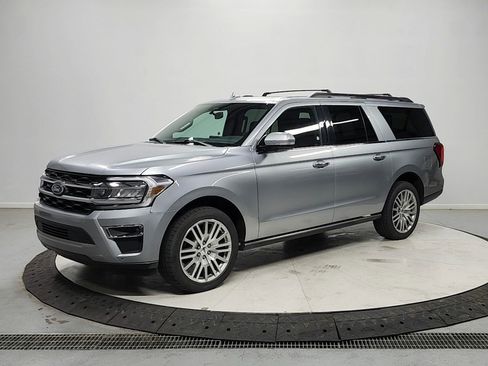 Used 2024 Ford Expedition Max Limited AWD/4WD image 3
