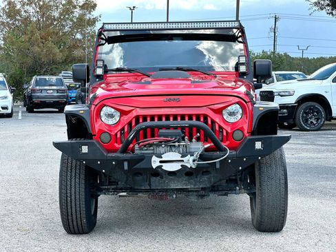 Used 2017 Jeep Wrangler Unlimited Sahara AWD/4WD image 10