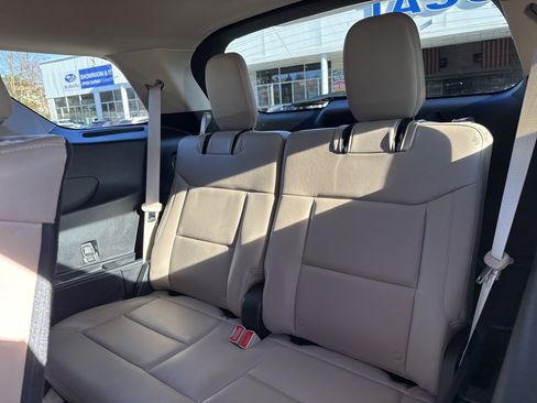 Used 2022 Ford Explorer XLT w/ Equipment Group 202A image 26