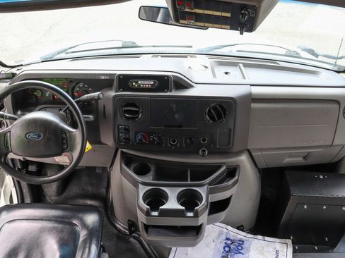 Used 2015 Ford E-450 and Econoline 450 Super Duty w/ Shuttle Bus Prep Package image 18