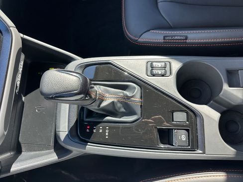 Certified 2025 Subaru Crosstrek 2.5i Limited w/ Crosstrek Mirror Package image 23