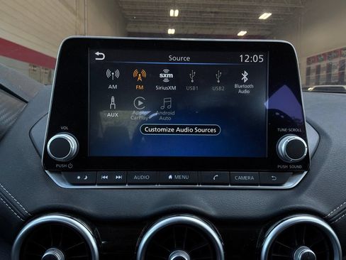 Used 2025 Nissan Sentra SV FWD image 30